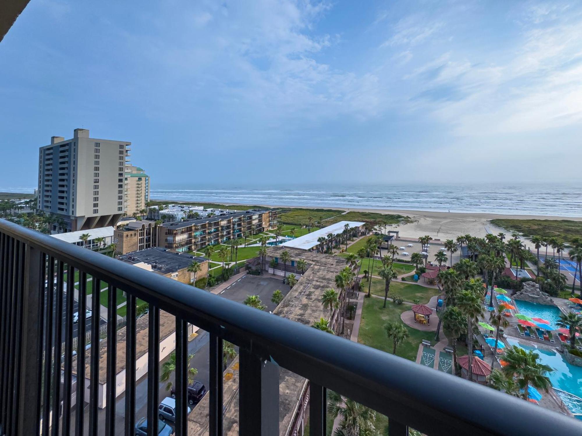 Isla Grand Beach Resort South Padre Island Exterior photo